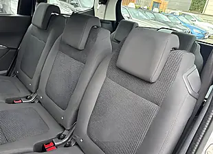 Used 2014 Peugeot 5008 Active Silver - Interior and Exterior details 13