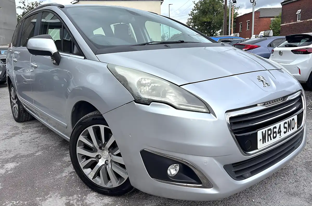 Used 2014 Peugeot 5008 Active Silver - Interior and Exterior details 2