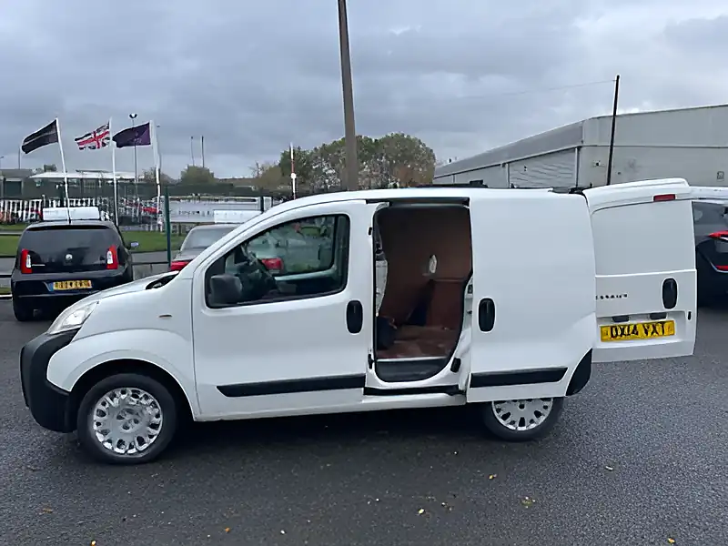 Used 2014 Peugeot Bipper Professional L1 H1 3dr White - Interior and Exterior details 11