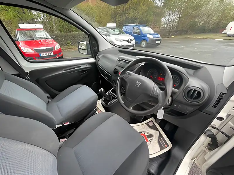Used 2014 Peugeot Bipper Professional L1 H1 3dr White - Interior and Exterior details 14