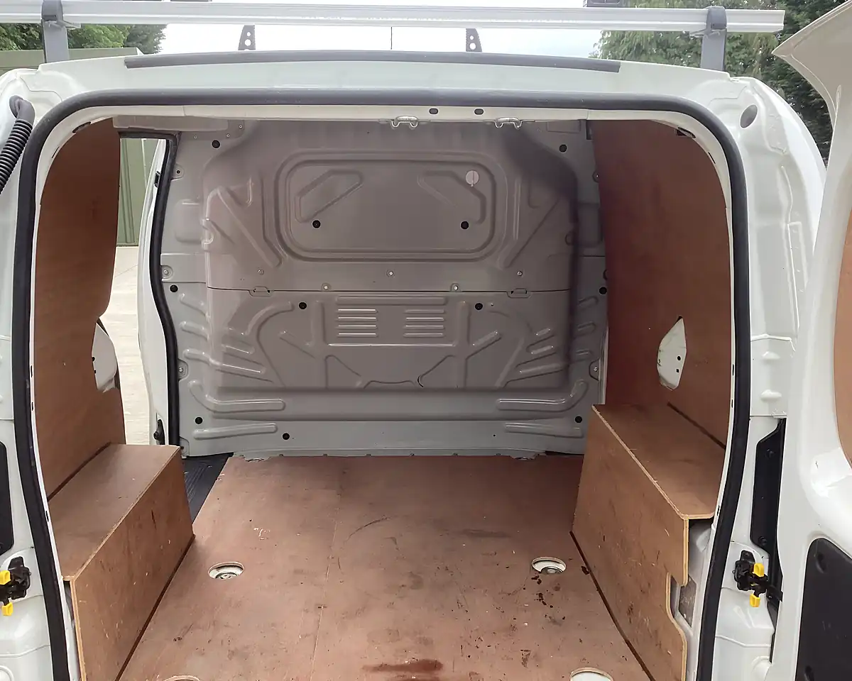 Used 2014 Peugeot Bipper S White - Interior and Exterior details 17