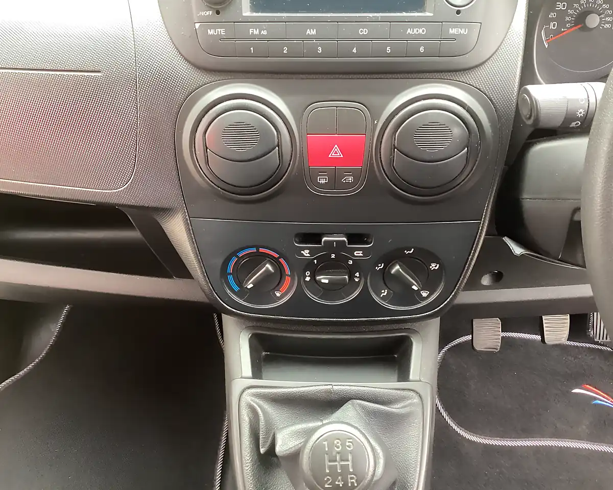 Used 2014 Peugeot Bipper S White - Interior and Exterior details 18