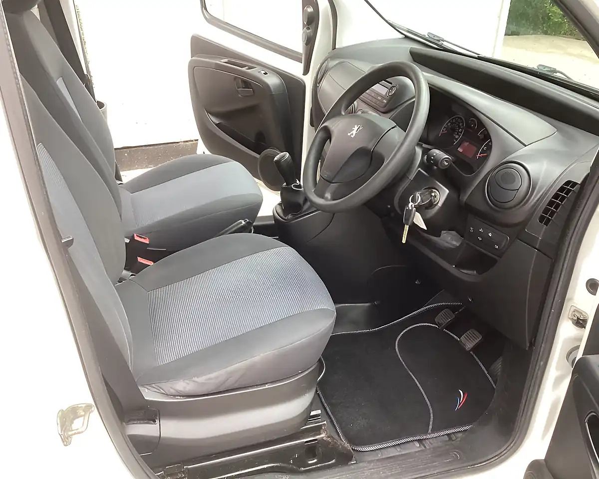 Used 2014 Peugeot Bipper S White - Interior and Exterior details 19