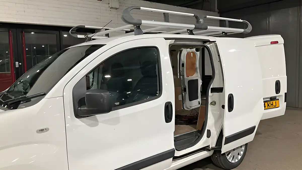 Used 2014 Peugeot Bipper S White - Interior and Exterior details 6