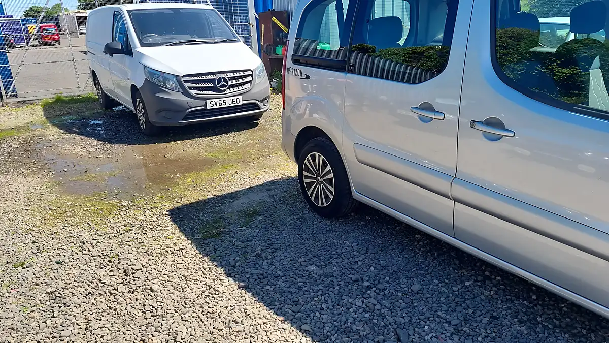 Used 2014 Peugeot Horizon S Silver - Interior and Exterior details 14