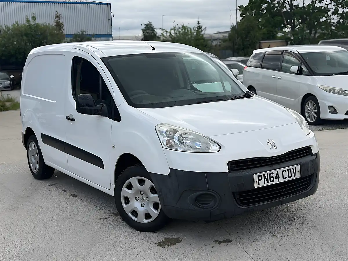 Used 2014 Peugeot Partner 625 Professional L1 White - Front View