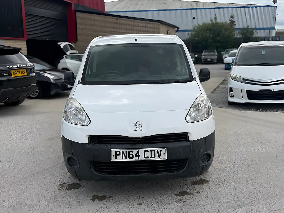 Used 2014 Peugeot Partner 625 Professional L1 White - Interior and Exterior details 2