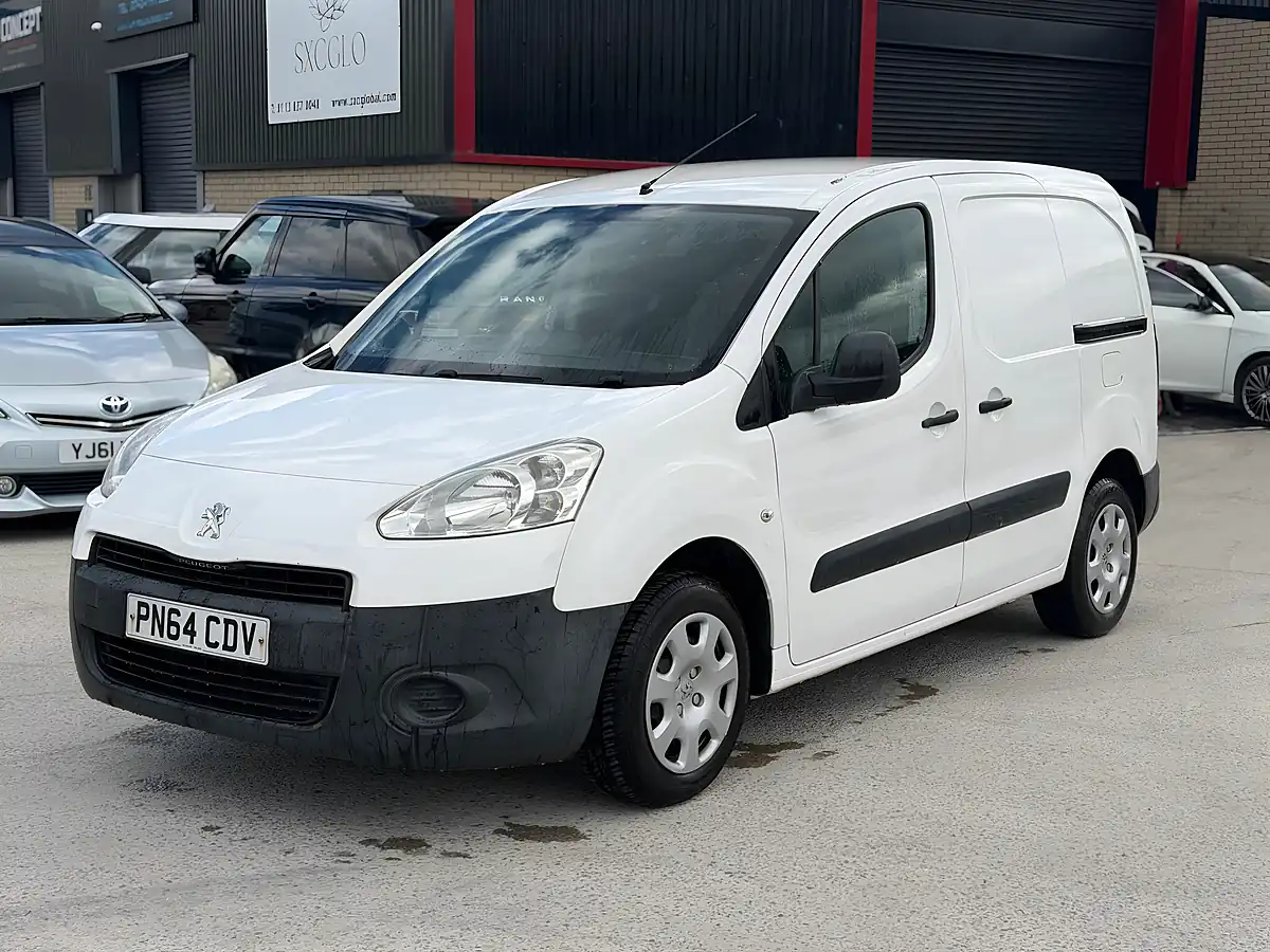 Used 2014 Peugeot Partner 625 Professional L1 White - Interior and Exterior details 3