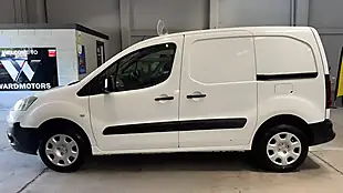 Used 2014 Peugeot Partner 850 S White - Interior and Exterior details 2