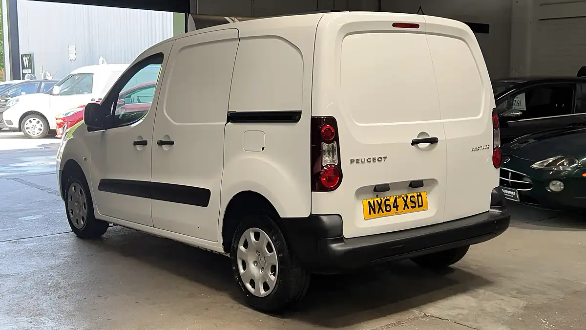 Used 2014 Peugeot Partner 850 S White - Interior and Exterior details 7