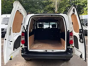 Used 2014 Peugeot Partner 850 S White - Interior and Exterior details 10