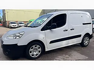 Used 2014 Peugeot Partner 850 S White - Interior and Exterior details 14