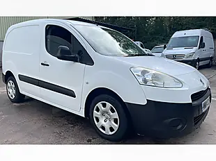 Used 2014 Peugeot Partner 850 S White - Interior and Exterior details 4