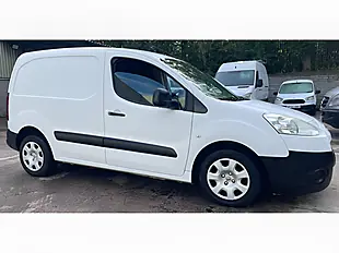 Used 2014 Peugeot Partner 850 S White - Interior and Exterior details 5