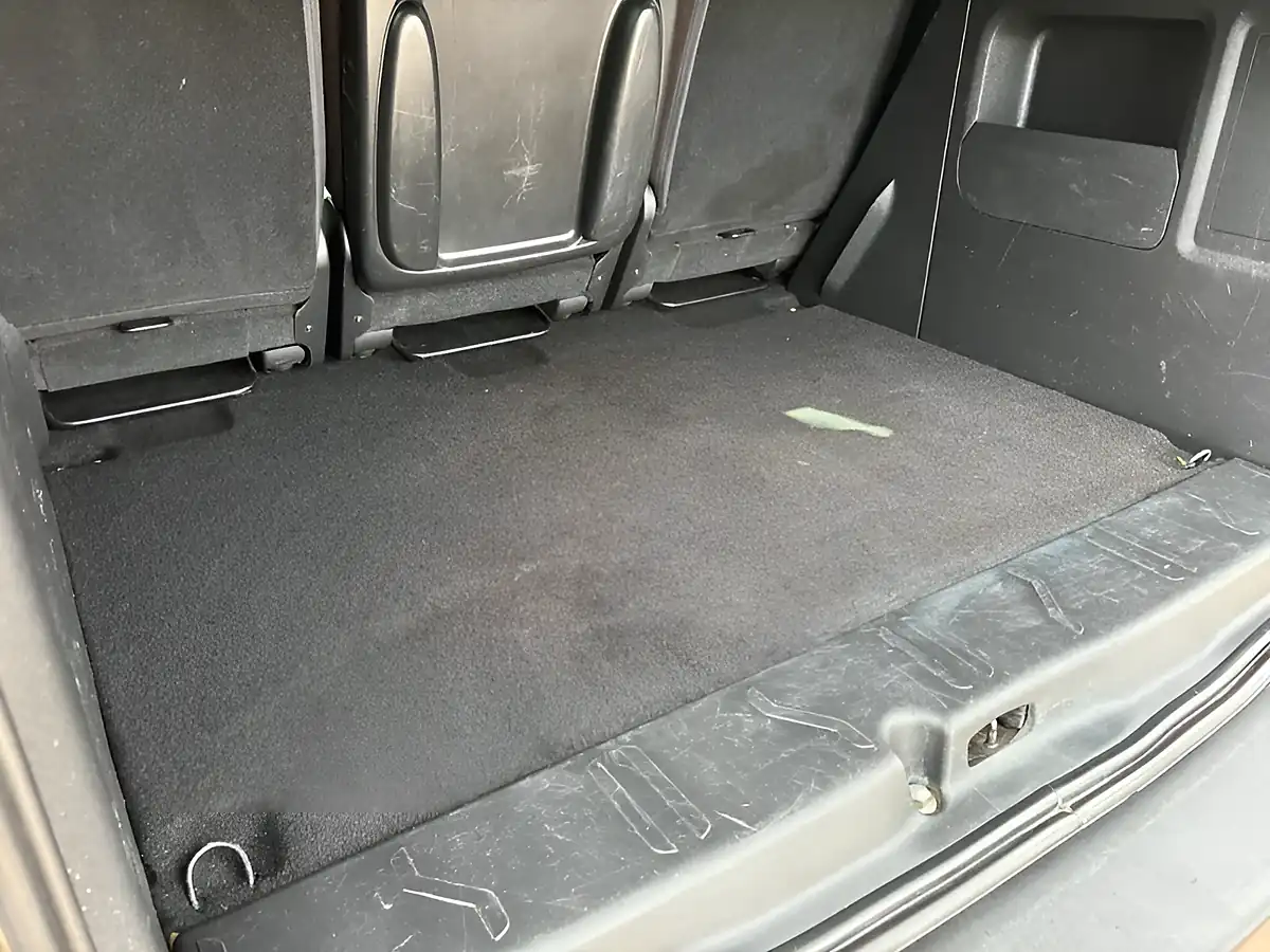 Used 2014 Peugeot Partner Tepee Outdoor Brown - Interior and Exterior details 13