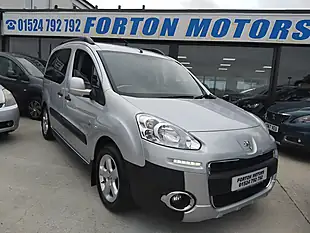 Used 2014 Peugeot Partner Tepee Outdoor Silver - Interior and Exterior details 2