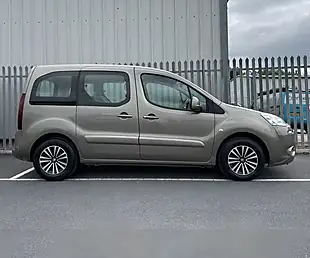 Used 2014 Peugeot Partner Tepee S Bronze - Interior and Exterior details 7