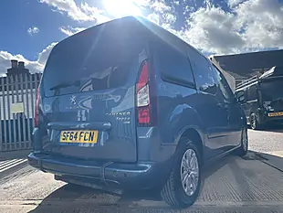 Used 2014 Peugeot Partner Tepee Tepee S Blue - Interior and Exterior details 14