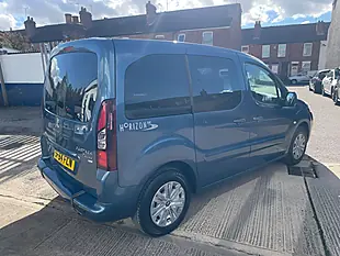 Used 2014 Peugeot Partner Tepee Tepee S Blue - Interior and Exterior details 15