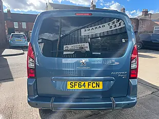Used 2014 Peugeot Partner Tepee Tepee S Blue - Interior and Exterior details 16