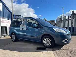 Used 2014 Peugeot Partner Tepee Tepee S Blue - Interior and Exterior details 6