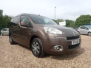 Used 2014 Peugeot Partner Tepee Tepee S Brown - Interior and Exterior details 2