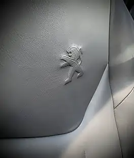 Used 2014 Peugeot Rcz GT White - Interior and Exterior details 19