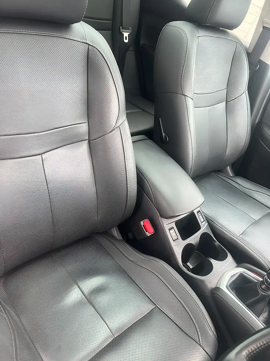 Used 2014 Peugeot Rcz GT White - Interior and Exterior details 11