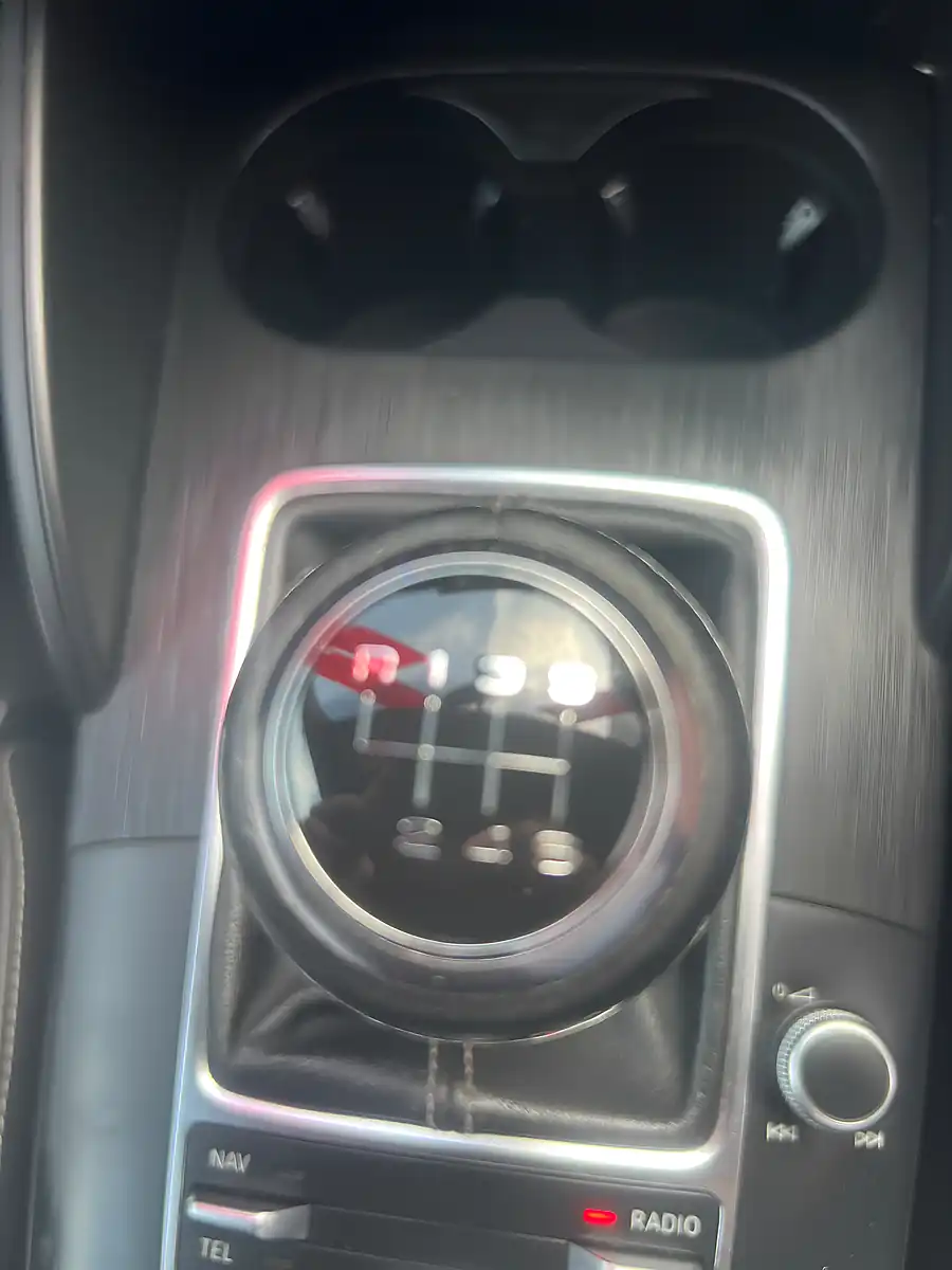 Used 2014 Peugeot Rcz GT White - Interior and Exterior details 19