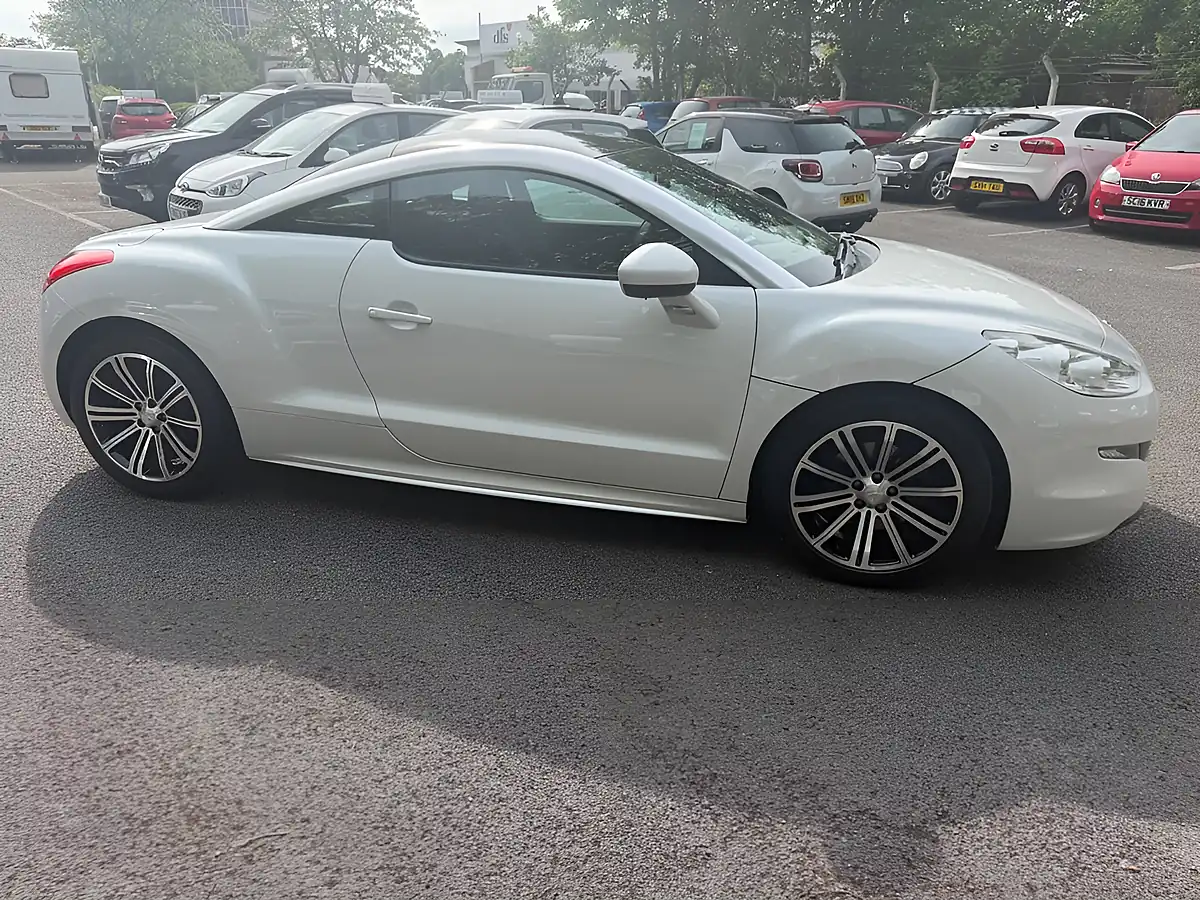Used 2014 Peugeot Rcz Sport Coupe White - Interior and Exterior details 6