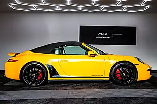 Used 2014 Porsche 911 Carrera 4S Convertible Yellow - Interior and Exterior details 5