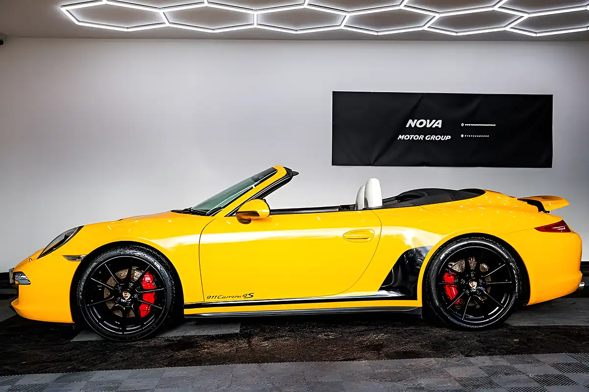 Used 2014 Porsche 911 Carrera 4S Convertible Yellow - Interior and Exterior details 6