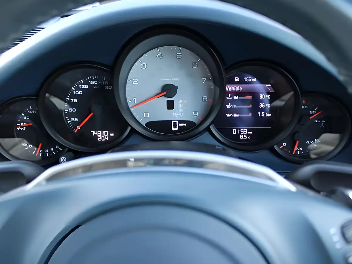 Used 2014 Porsche 911 Carrera S Cabriolet Rhodium Silver - Interior and Exterior details 19