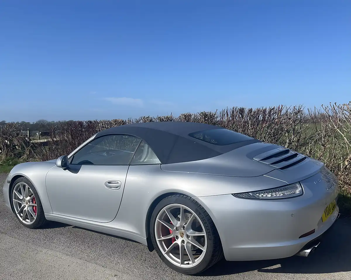 Used 2014 Porsche 911 Carrera S Cabriolet Rhodium Silver - Interior and Exterior details 7