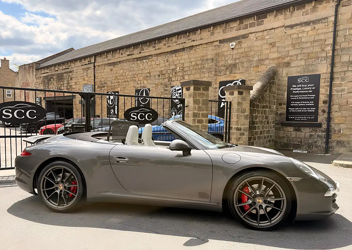 Used 2014 Porsche 911 Carrera S Convertible Agate Grey - Interior and Exterior details 4