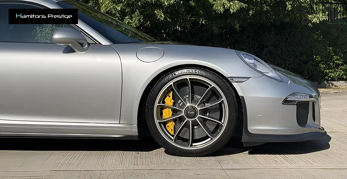 Used 2014 Porsche 911 GT3 Silver - Interior and Exterior details 5