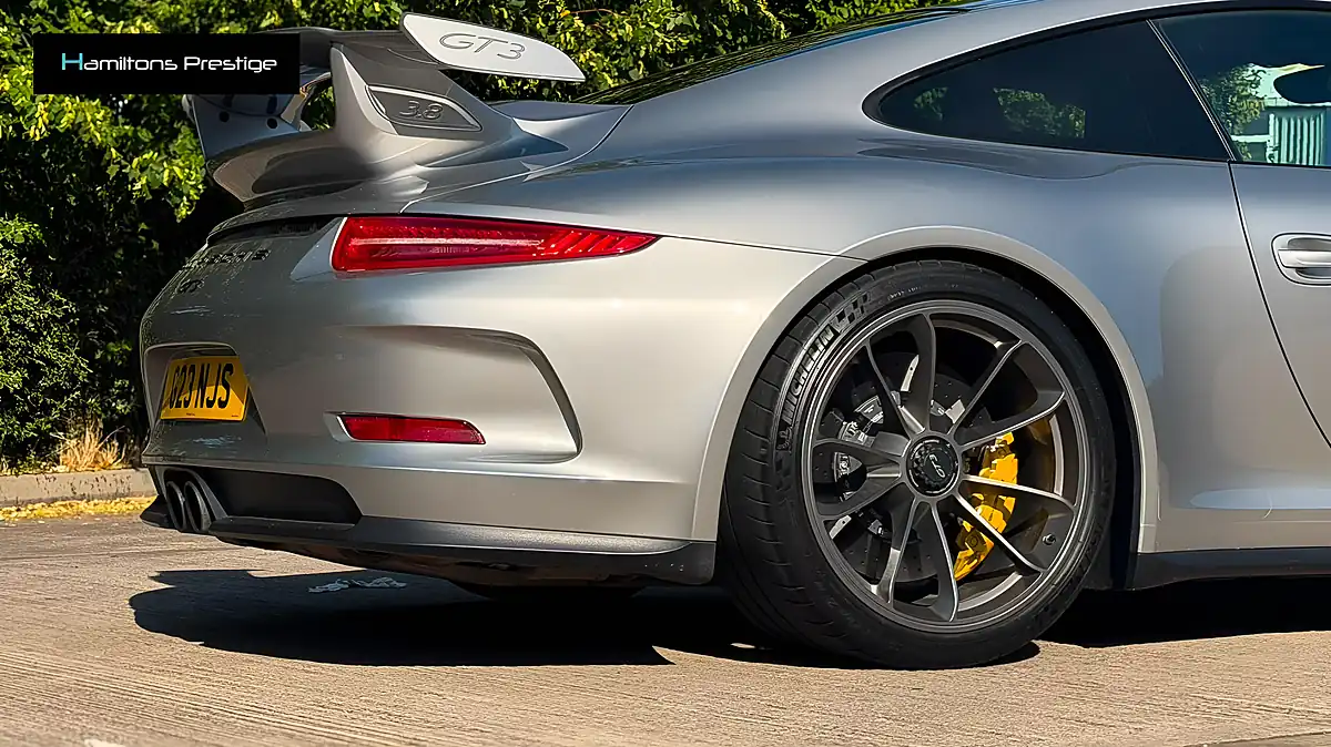 Used 2014 Porsche 911 GT3 Silver - Interior and Exterior details 6