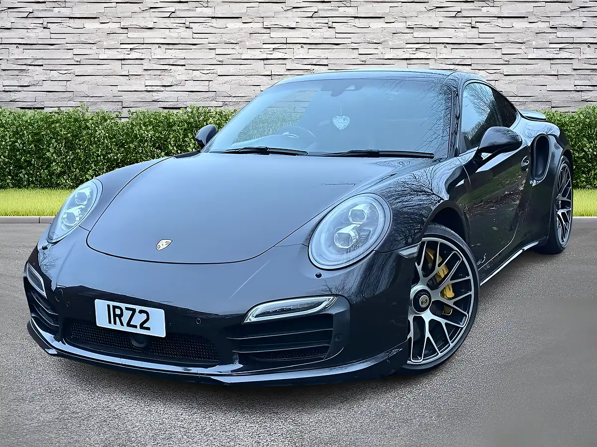 Used 2014 Porsche 911 Turbo S Black - Interior and Exterior details 3