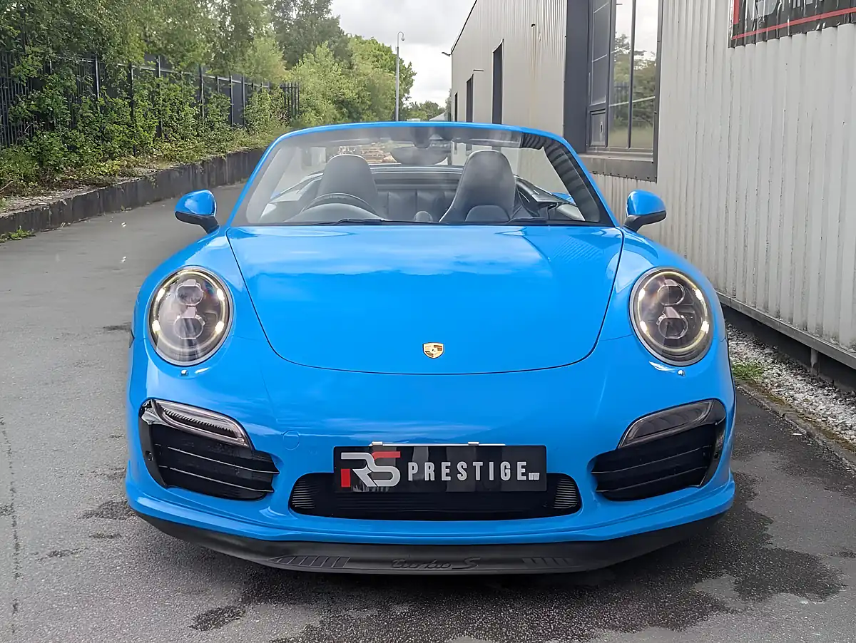 Used 2014 Porsche 911 Turbo S Blue - Interior and Exterior details 14