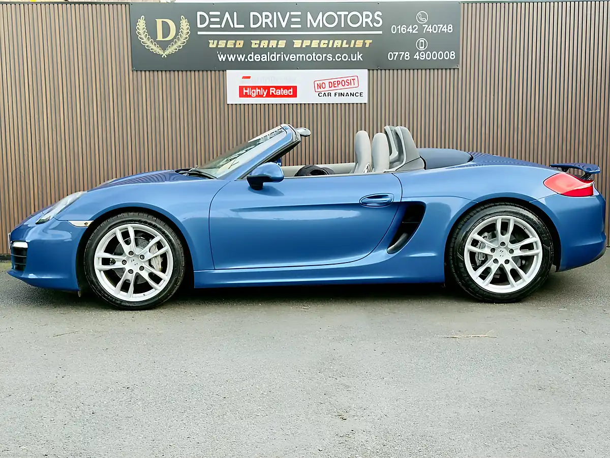 Used 2014 Porsche Boxster 981 Blue - Interior and Exterior details 12