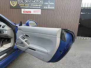 Used 2014 Porsche Boxster 981 Blue - Interior and Exterior details 17