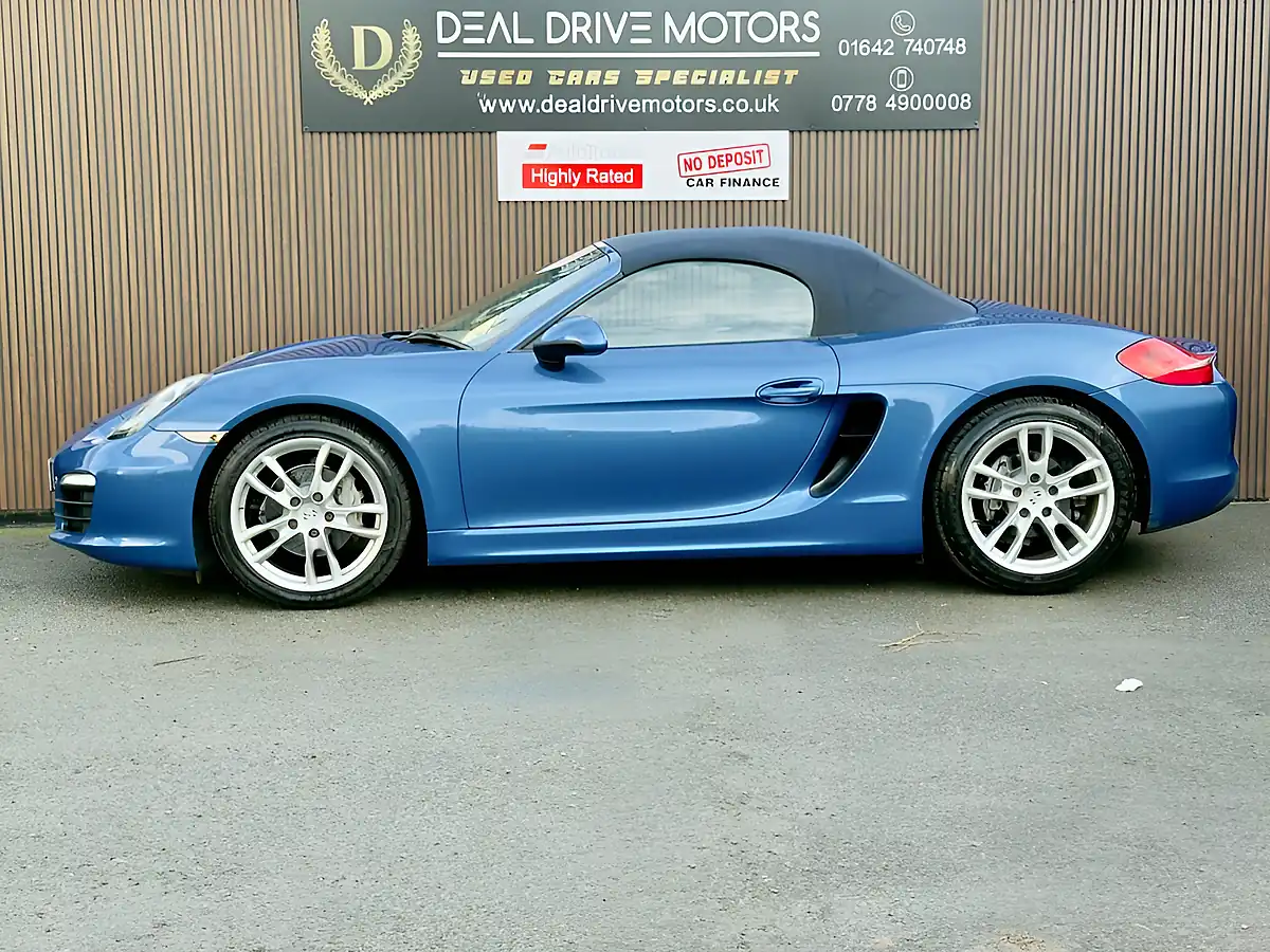 Used 2014 Porsche Boxster 981 Blue - Interior and Exterior details 5