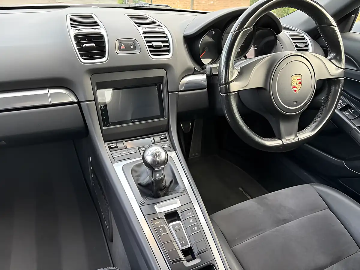 Used 2014 Porsche Boxster 981 Carrera White - Interior and Exterior details 18