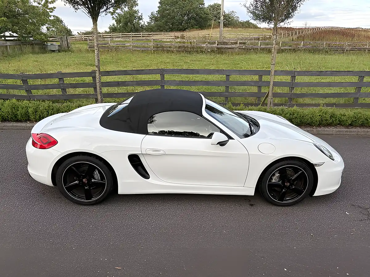 Used 2014 Porsche Boxster 981 Carrera White - Interior and Exterior details 2