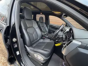 Used 2014 Porsche Cayenne Platinum Edition Black - Interior and Exterior details 16