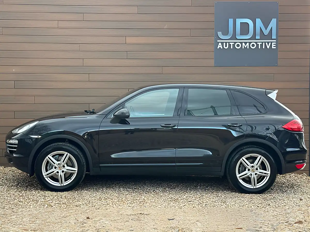 Used 2014 Porsche Cayenne Platinum Edition Black - Interior and Exterior details 6