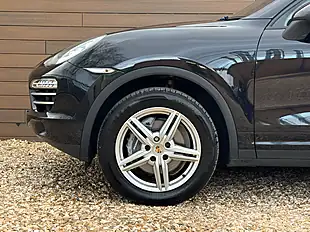Used 2014 Porsche Cayenne Platinum Edition Black - Interior and Exterior details 9