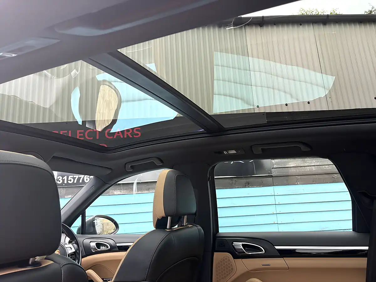Used 2014 Porsche Cayenne Platinum Edition Meteor Grey - Interior and Exterior details 13