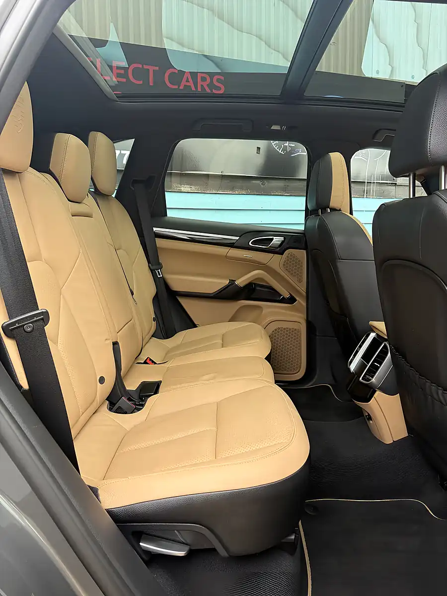 Used 2014 Porsche Cayenne Platinum Edition Meteor Grey - Interior and Exterior details 9