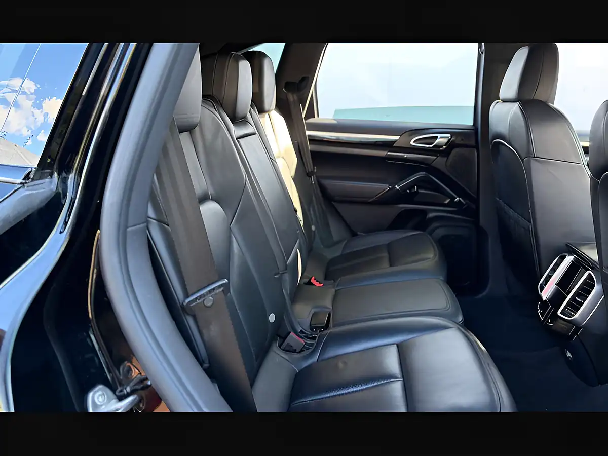 Used 2014 Porsche Cayenne S Black - Interior and Exterior details 12